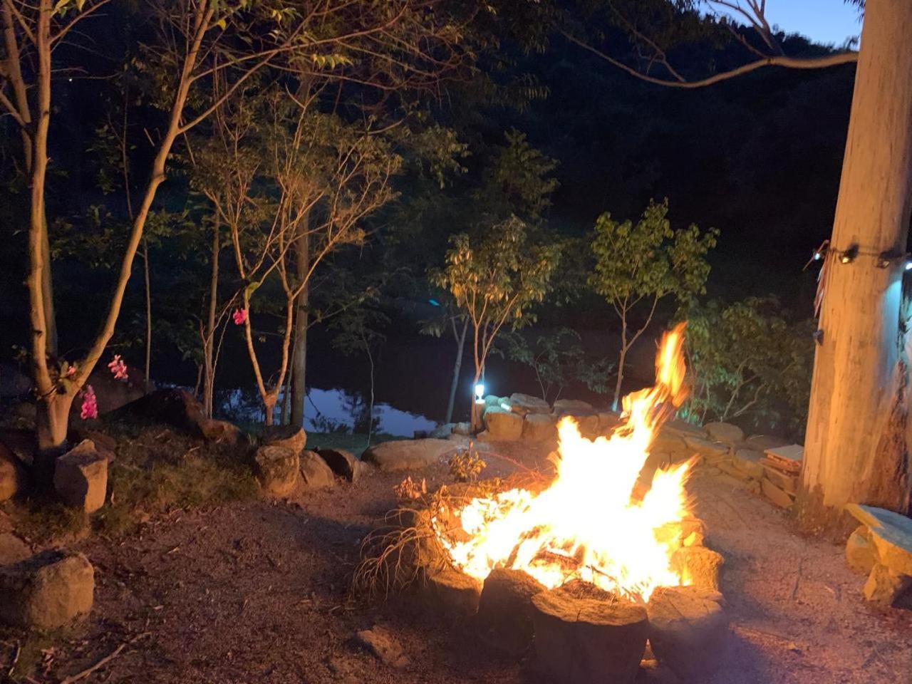Vila Rancho Ao Lado Da Laroc E Ame Valinhos Exteriér fotografie